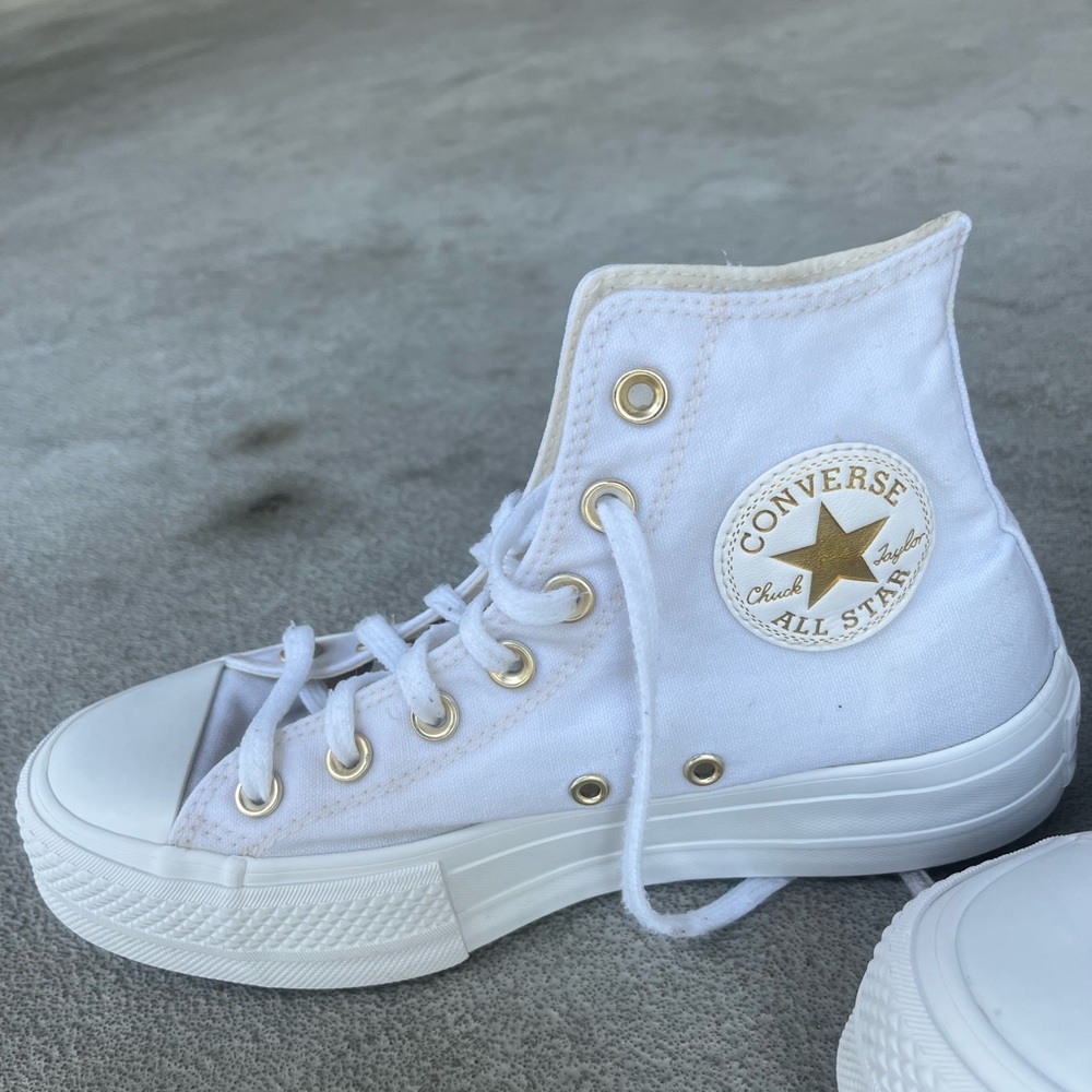 Like New Converse White Platform High Tops with Gold Details